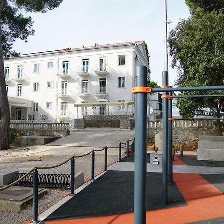 Sesar Apartments Krk - No. 3 Cvita Krk Town Bagian luar foto