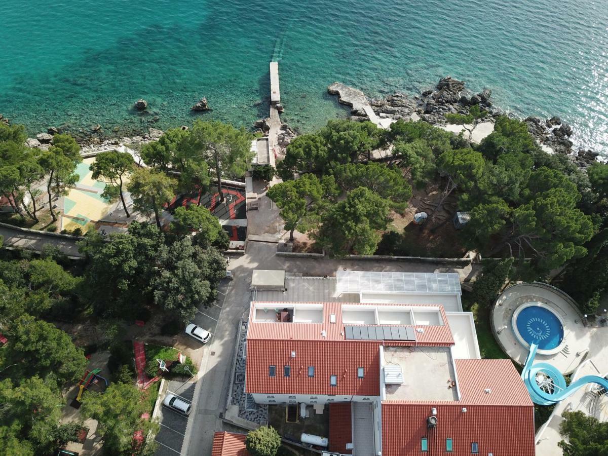Sesar Apartments Krk - No. 3 Cvita Krk Town Bagian luar foto