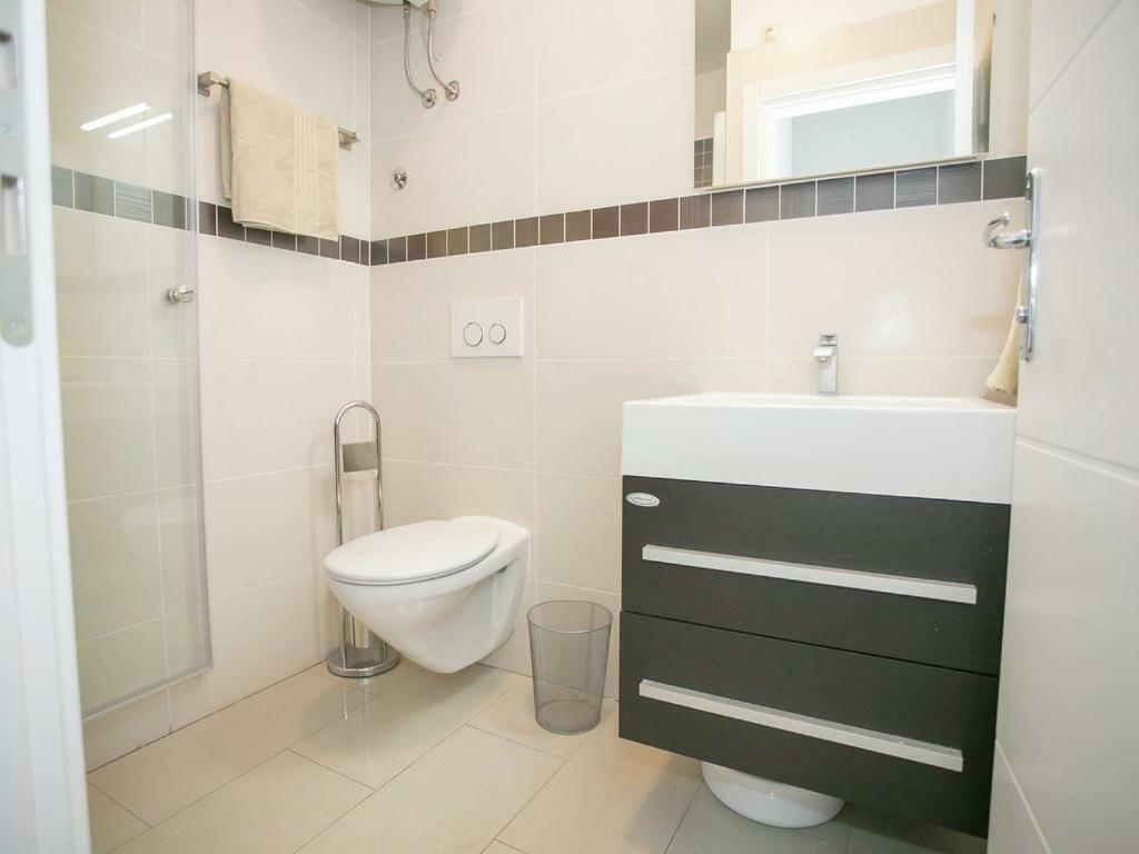 Sesar Apartments Krk - No. 3 Cvita Krk Town Bagian luar foto