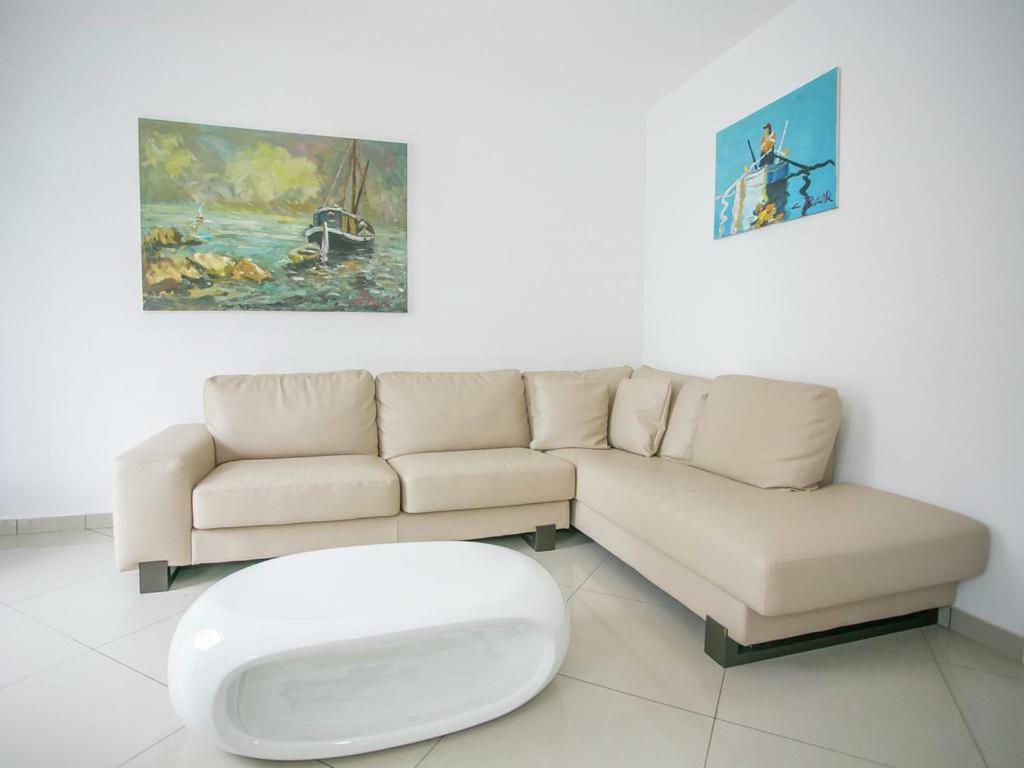 Sesar Apartments Krk - No. 3 Cvita Krk Town Bagian luar foto