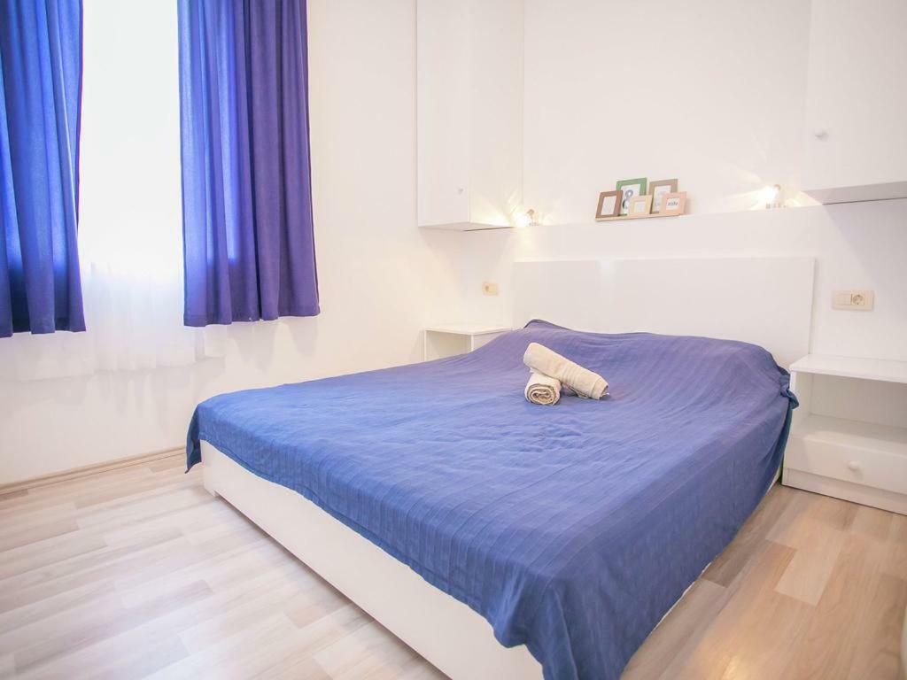Sesar Apartments Krk - No. 3 Cvita Krk Town Bagian luar foto